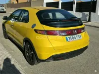 Usado Honda Civic Comfort 83 CV (61 kW) 2007 Amarillo Berlina