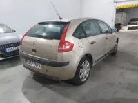 Usado Citroën C4 92 CV (67 kW) 2005 Beige Berlina