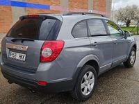 Usado Chevrolet Captiva LT 184 CV (135 kW) 2011 Gris / plata SUV