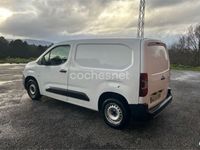 Usado Peugeot Partner Tepee Access 100 CV (73 kW) 2016 Blanco Monovolumen