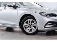 Usado VW Golf VIII Life 116 CV (85 kW) 2021 Gris / plata Familiar