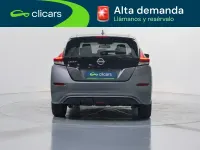 Usado Nissan Leaf N-Connecta 110 kW (150 CV) 2024 Gris Utilitario