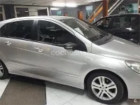Usado Mercedes B170 116 CV (85 kW) 2005 Gris / plata Monovolumen