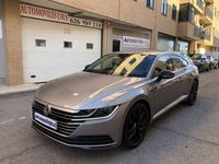 Usado VW Arteon 150 CV (110 kW) 2019 Gris Coupe