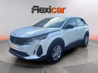 Usado Peugeot 3008 Active 131 CV (96 kW) 2022 Verde SUV