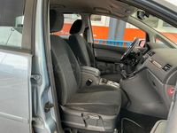 Usado Ford C-MAX Ghia 109 CV (80 kW) 2004 Gris / plata Monovolumen