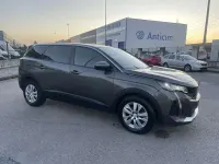 Käytetty Peugeot 5008 Active 131 HP (96 kW) 2021 Harmaa Katumaasturi