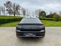 Usado VW Arteon R-line 150 CV (110 kW) 2023 Gris / plata Berlina