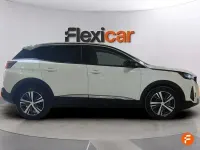 Usado Peugeot 3008 Allure 130 CV (95 kW) 2021 Blanco SUV