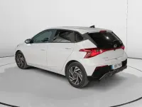 Käytetty Hyundai i20 101 HP (74 kW) 2024 Valkoinen Viistoperä
