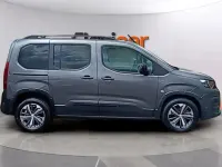 Usado Peugeot Rifter GT 131 CV (96 kW) 2023 Gris Monovolumen