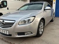 Usado Opel Insignia Selective 130 CV (95 kW) 2013 Gris / plata Berlina