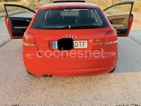 Usado Audi A3 Ambition 140 CV (102 kW) 2005 Rojo Utilitario