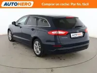 Usado Ford Mondeo Titanium 160 CV (117 kW) 2017 Azul Familiar