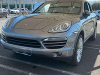 Usado Porsche Cayenne 245 CV (180 kW) 2012 Gris SUV