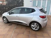 Usado Renault Clio LIMITED 90 CV (66 kW) 2019 Plateado Utilitario