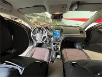 Usado Opel Insignia Cosmo 130 CV (95 kW) 2011 Gris / plata Berlina