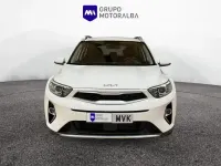 Usado Kia Stonic 84 CV (61 kW) 2024 Blanco SUV