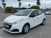 Usado Peugeot 208 Active 75 CV (55 kW) 2018 Blanco Utilitario
