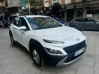 Usado Hyundai Kona 120 HP (88 kW) 2022 Branco SUV