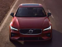 Usado Volvo S60 Momentum 150 CV (110 kW) 2018 Negro Berlina