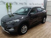 Usado Hyundai Tucson GO! 131 CV (96 kW) 2018 Gris / plata SUV