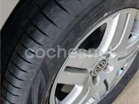 Usado VW Golf IV Highline 130 CV (95 kW) 2002 Gris / plata Berlina