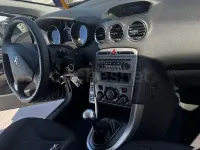Usado Peugeot 308 Sportium 120 CV (88 kW) 2011 Negro Berlina
