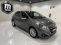 Usado Peugeot 208 Style 100 CV (73 kW) 2018 Gris / plata Utilitario