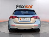 Usado Mercedes A180 116 HP (85 kW) 2020 Cinzento Sedan