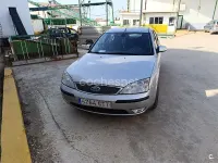 Usado Ford Mondeo Trend 115 CV (84 kW) 2004 Gris / plata Familiar