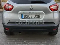 Usado Renault Captur Zen 90 CV (66 kW) 2016 Gris / plata SUV