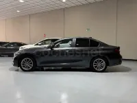 Usado BMW 320 Comfort Edition 184 CV (135 kW) 2021 Gris / plata Berlina