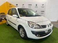 Usado Renault Scénic III 100 CV (73 kW) 2009 Blanco Monovolumen