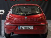 Usado Alfa Romeo 147 Distinctive 120 CV (88 kW) 2002 Granate Utilitario