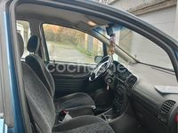 Usado Opel Zafira Comfort 100 CV (73 kW) 2001 Azul Monovolumen
