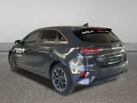 Usado Kia Ceed Style 100 CV (73 kW) 2024 Gris Utilitario