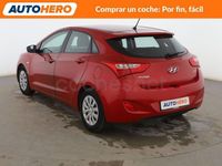 Usado Hyundai i30 100 CV (73 kW) 2016 Rojo Berlina