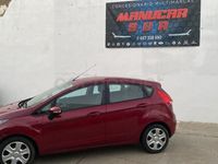 Begagnad Ford Fiesta Trend 70 HK (51 kW) 2011 Röd Halvkombi