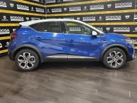 Usado Renault Captur Zen 160 CV (117 kW) 2022 Azul SUV