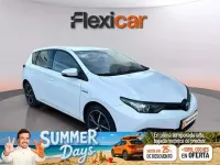 Usado Toyota Auris Hybrid 136 CV (100 kW) 2018 Blanco Utilitario