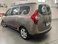 Usado Dacia Lodgy Ambiance 110 CV (80 kW) 2012 Beige Monovolumen