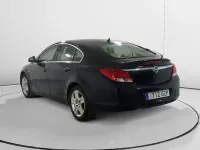 Usado Opel Insignia Edition 132 CV (97 kW) 2010 Azul Berlina