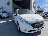 Usado Peugeot 208 Active 82 CV (60 kW) 2015 Blanco Utilitario