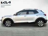 Usado Kia Stonic 84 CV (61 kW) 2022 Gris SUV
