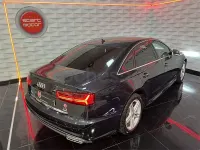 Usado Audi A6 150 CV (110 kW) 2018 Azul Familiar