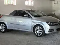 Usado Opel Tigra Sport 90 CV (66 kW) 2006 Gris / plata Descapotable