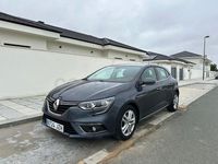 Usado Renault Mégane IV Business 110 CV (80 kW) 2017 Gris / plata Berlina