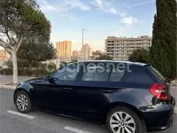 Usado BMW 118 122 CV (89 kW) 2007 Negro Utilitario