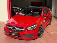 Usado Mercedes CLA220 Shooting Brake AMG line 177 CV (130 kW) 2017 Rojo Familiar